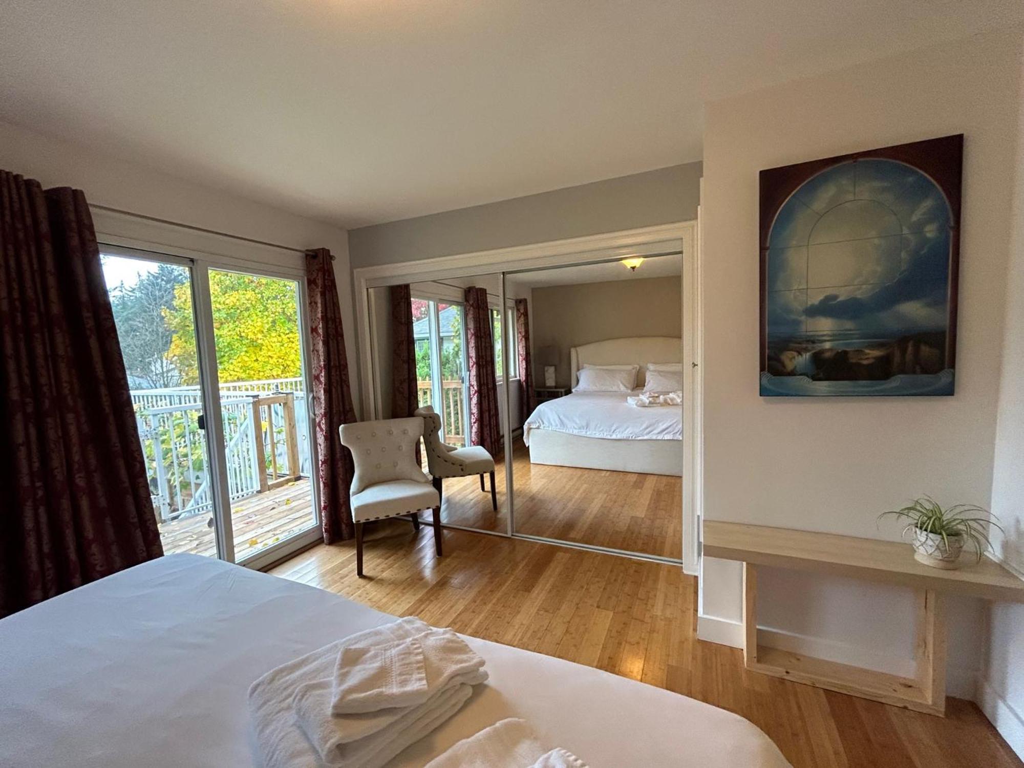North Nanaimo Gem - Garden-View Room With Private Ensuite Экстерьер фото